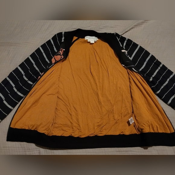 Saltwater LUXE Black Crossfire Bomber Jacket in floral Patern Size Medium - Picture 7 of 10